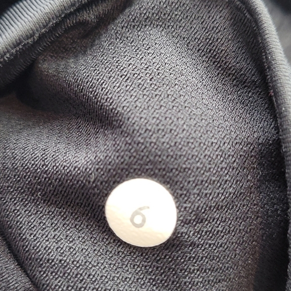 Lululemon Inspire 7/8 Tight Gray Zip Pockets 6 - Picture 11 of 12